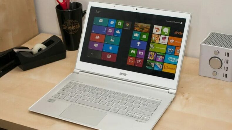 best laptop for information technology students in 2023